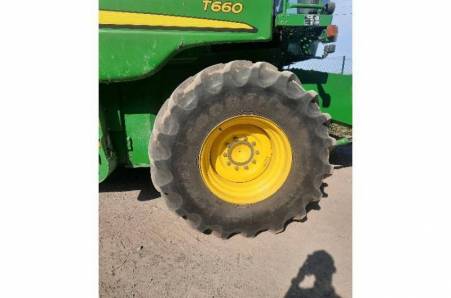 John Deere, T660