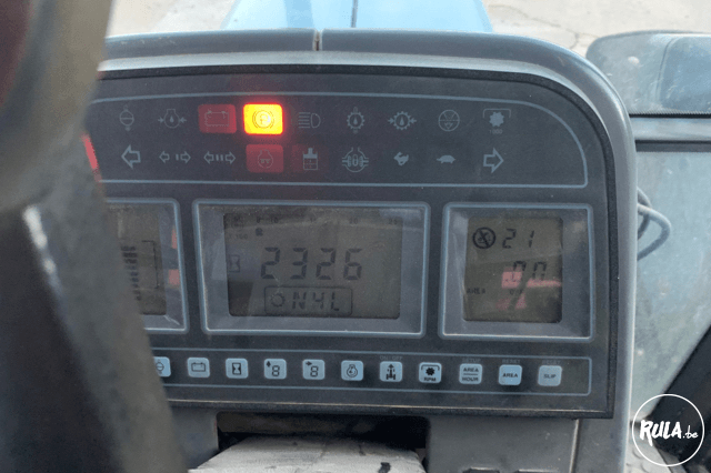 Ford, 8240 SLE