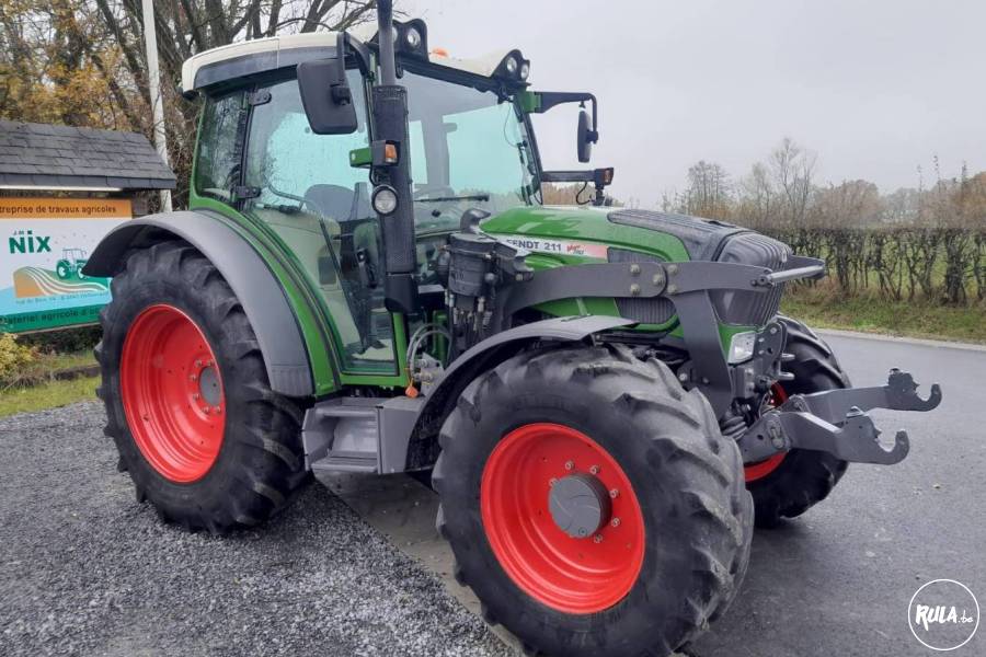 Fendt 211