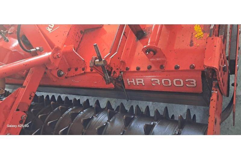 Kuhn, HR3003D