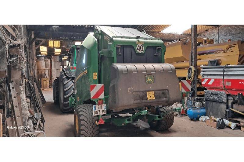 John Deere, V461M