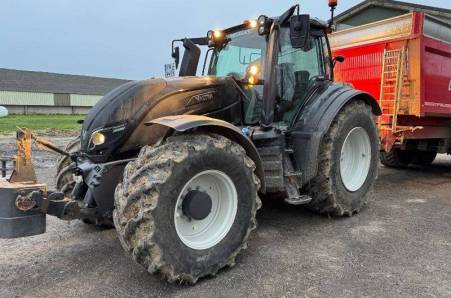 Valtra, T174 VERSU