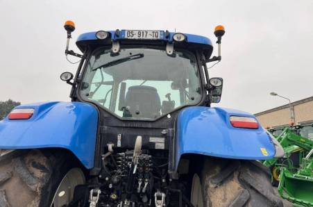 New Holland, T7.185