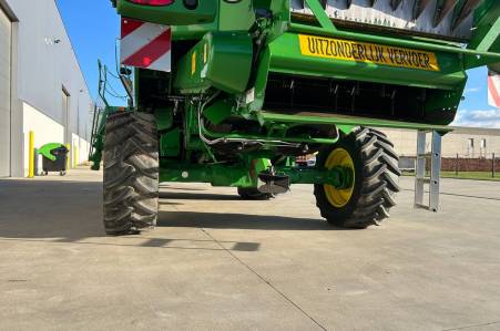 John Deere T560i John Deere T560i