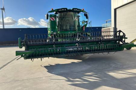 John Deere T560i John Deere T560i