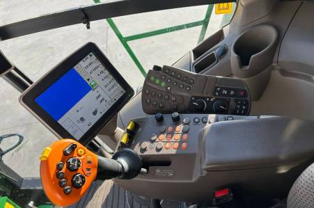 John Deere T560i John Deere T560i