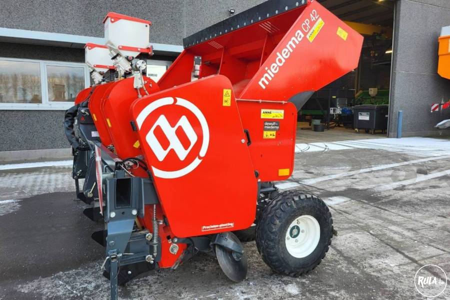Miedema CP42 