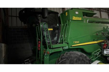 John Deere, T550