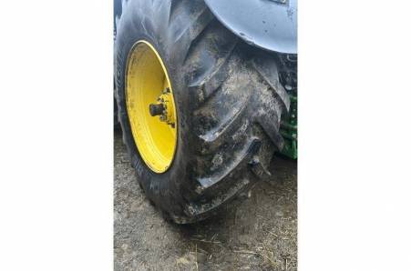 John Deere, 6215R