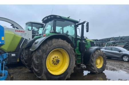 John Deere, 6215R