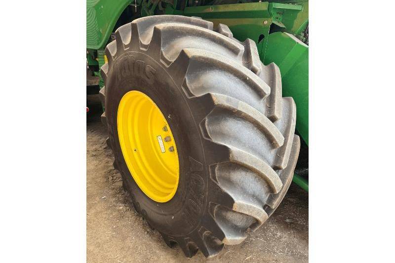 John Deere, T660