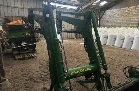John Deere, 6130R John Deere, 6130R