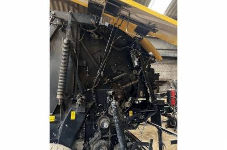 New Holland, ROLLBELT 180