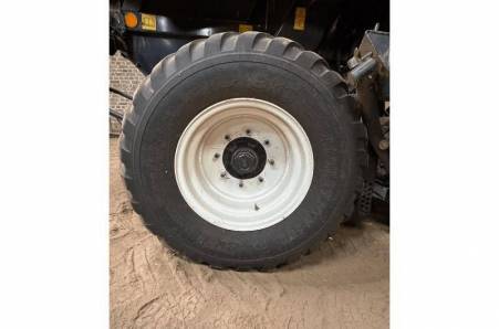 New Holland, ROLLBELT 180