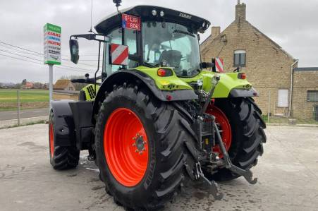 Claas Arion 630 CIS 