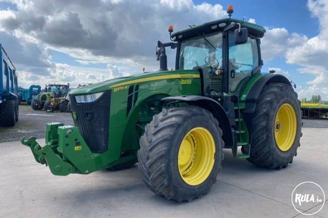 John Deere 8370