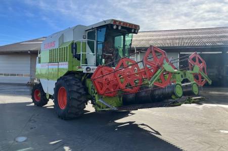 Claas Dominator 118 SL MAXI 