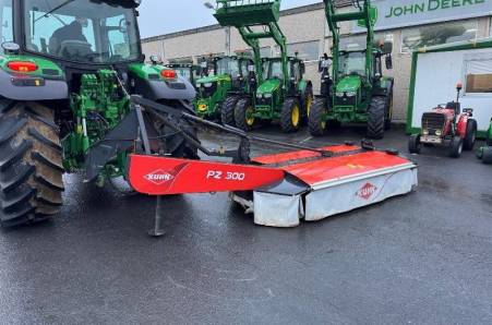 Kuhn, PZ300