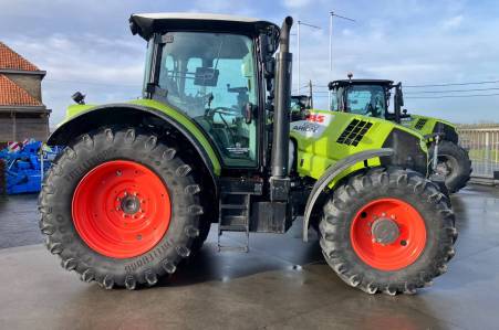 Claas Arion 650 CIS 