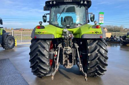 Claas Arion 650 CIS 