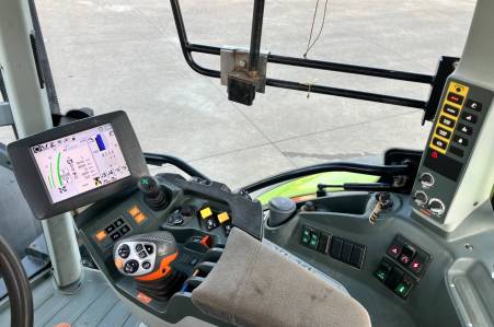 Claas Arion 650 C-Matic 