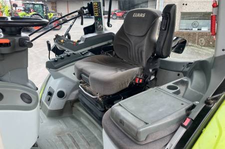 Claas Axion 830 CIS Claas Axion 830 CIS