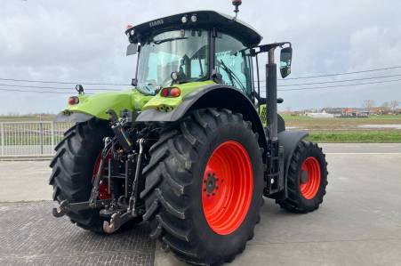 Claas Axion 830 CIS Claas Axion 830 CIS
