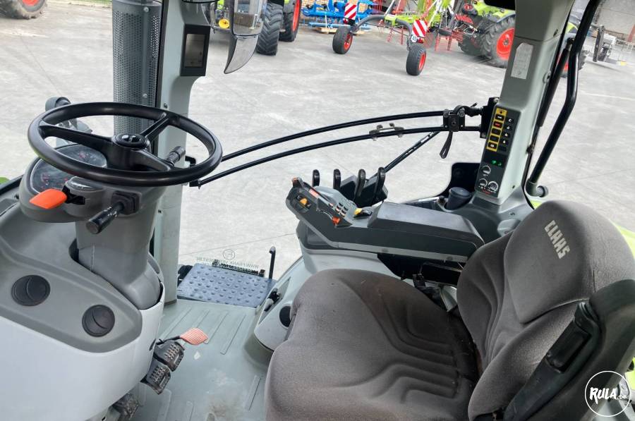 Claas Axion 830 CIS Claas Axion 830 CIS