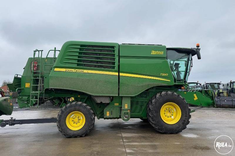 John Deere, T550