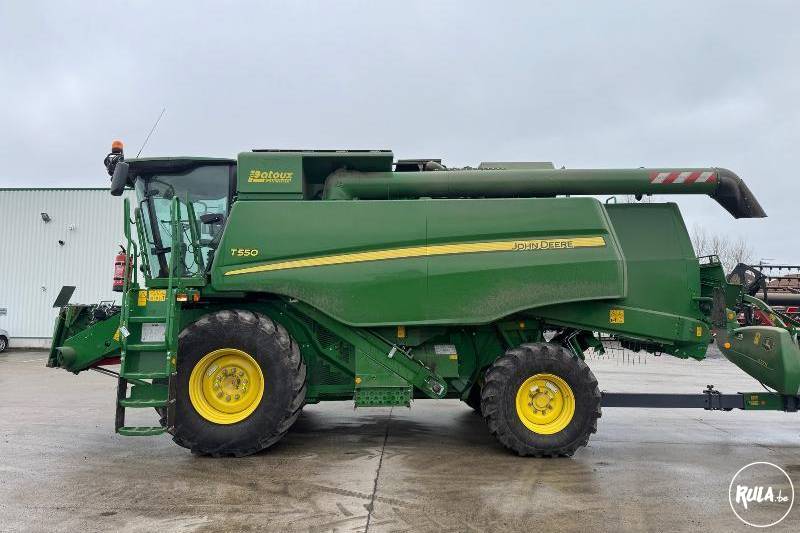 John Deere, T550
