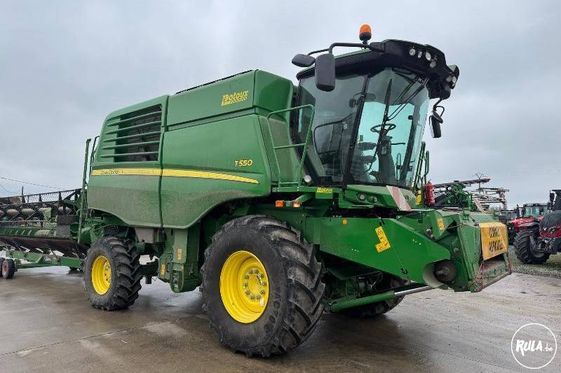 John Deere, T550