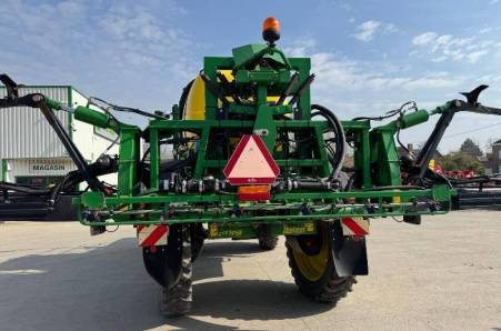 John Deere, R4050I