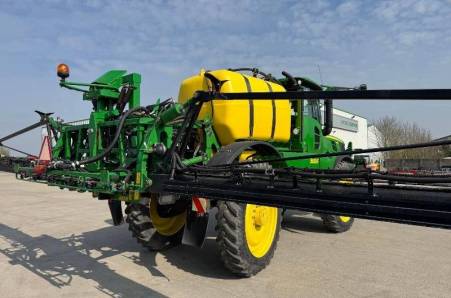 John Deere, R4050I