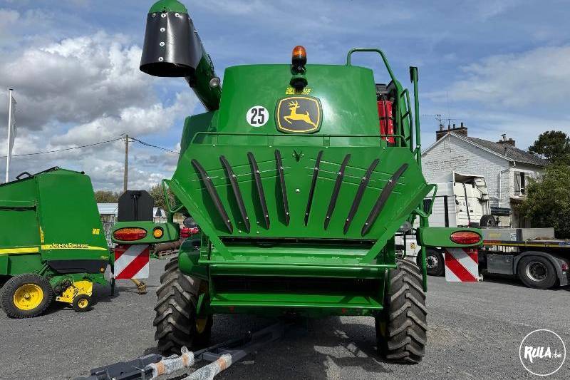John Deere, T550