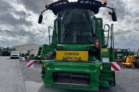 John Deere, T550