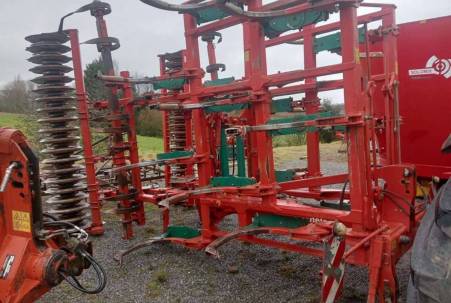 Déchaumeur Kverneland