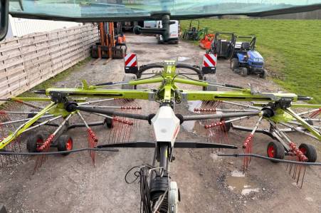 Claas liner 2800 trend 