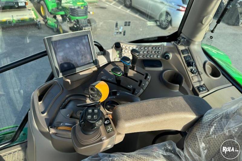 John Deere, 6130R