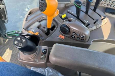 John Deere, 6130R