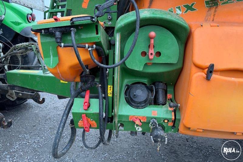 Amazone, UX5200