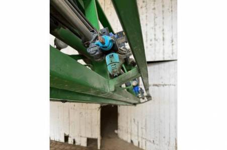 John Deere, 832I