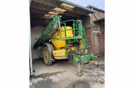 John Deere, 832I