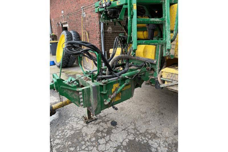 John Deere, 832I