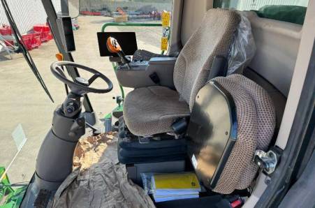 John Deere, T550