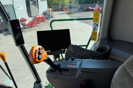 John Deere, T550