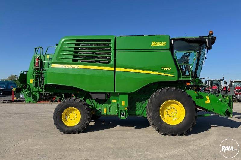 John Deere, T550