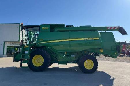 John Deere, T550