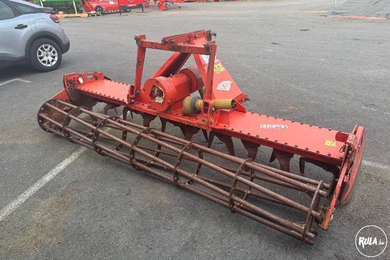 Kuhn, HRB 302 D