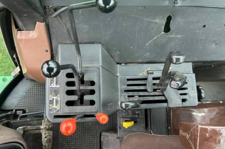 John Deere 3650 