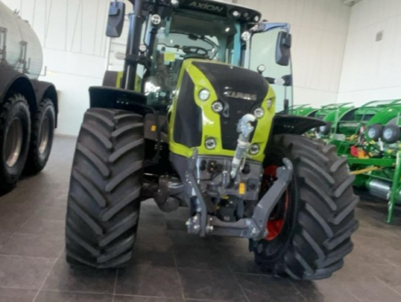 Claas Axion 830 